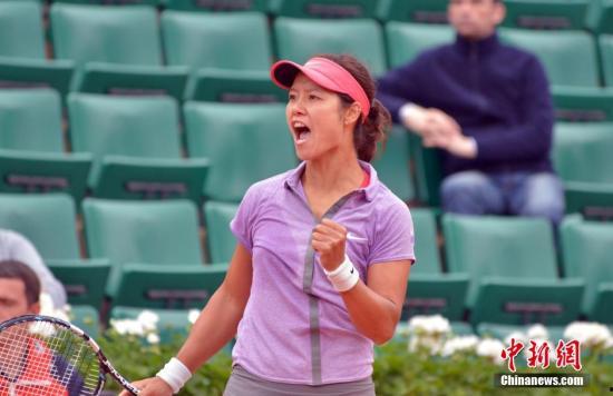 谢楠经纪人李娜的照片,美丽背后的商业智慧